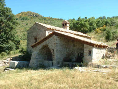 Le vieux lavoir de Courchons